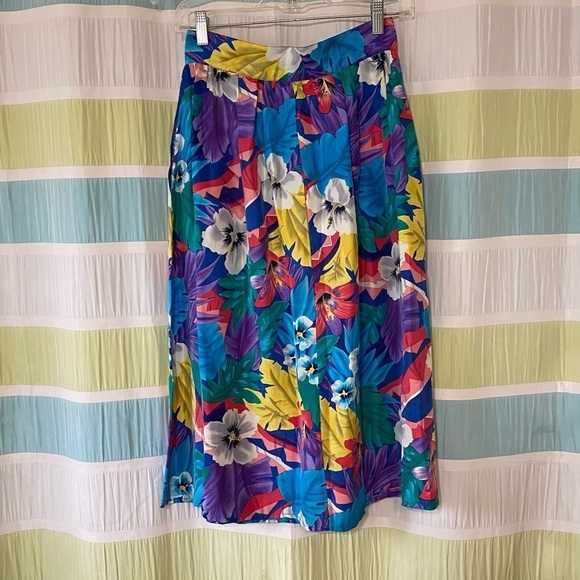 Vintage Silk Hawaiian Floral Button Down Skirt Sz Small - Picture 8 of 9